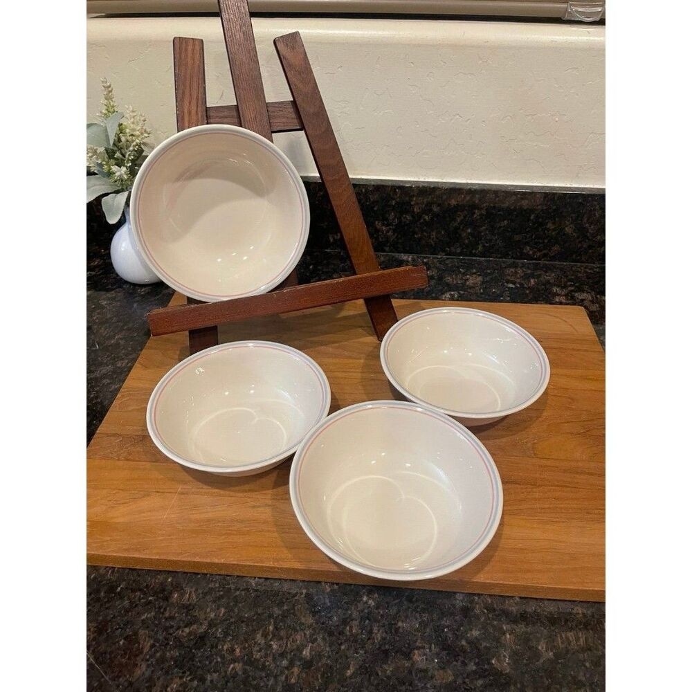 4 Corelle English breakfast cereal bowls